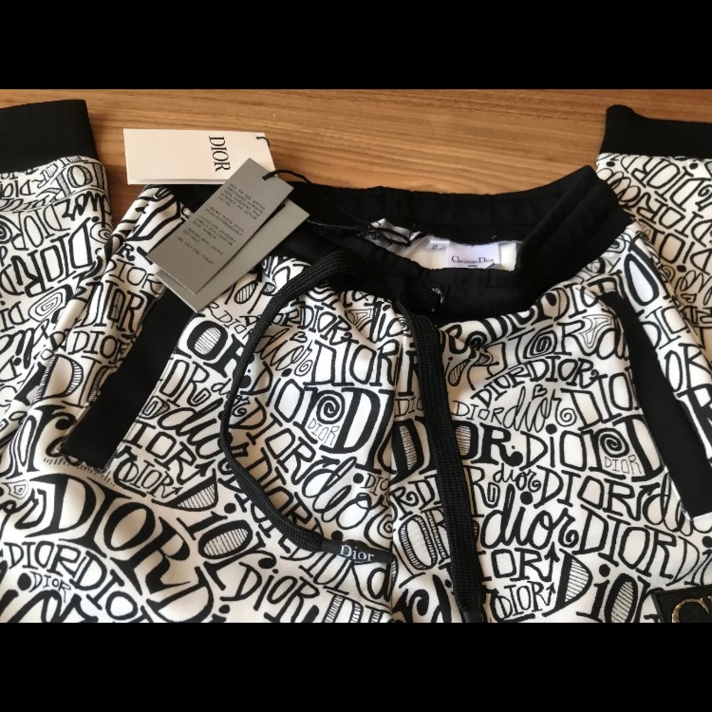 Brand new Joggers very nice peice. Never worn, NWT